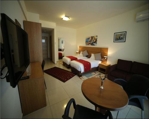 Sea Valley in Halat Sea Valley in Halat