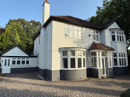 Exterior view, Tranquil Studio - Sleeps 2 & Private Parking in Halewood Exterior view, Tranquil Studio - Sleeps 2 & Private Parking in Halewood