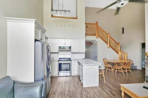Riverside Way by Fernie Lodging Company in Fernie Riverside Way by Fernie Lodging Company in Fernie