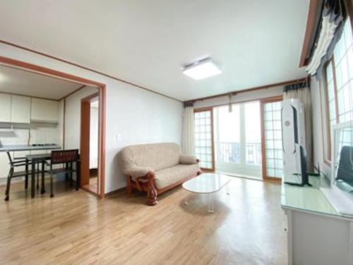 Seogwipo Ssorrento Pension