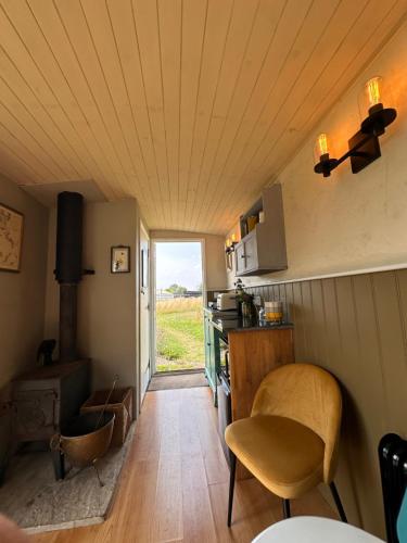 Buzzard Holt Hosting in บักกิ้งแฮม Buzzard Holt Hosting in บักกิ้งแฮม