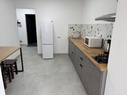 廚房, Сучасна квартира біля Ставки Вервольфу in 文尼察 廚房, Сучасна квартира біля Ставки Вервольфу in 文尼察