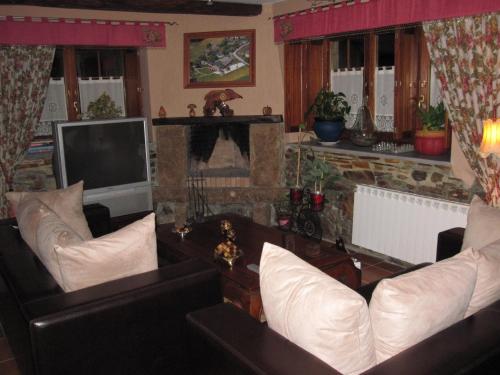 This photo about Lugar do Sixto shared on HyHotel.com