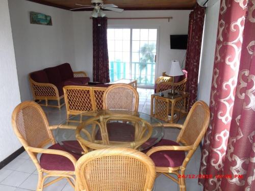 On the Dune - Beachfront Cottage with 50 Mile Ocean View, Pool villa in North Palmetto Point On the Dune - Beachfront Cottage with 50 Mile Ocean View, Pool villa in North Palmetto Point