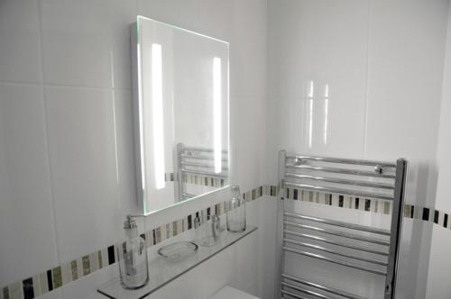 This photo about Royal George Hotel shared on HyHotel.com