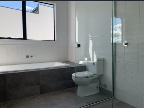 Rooms to share In heart of Asian Vietnamese area in St Albans Rooms to share In heart of Asian Vietnamese area in St Albans