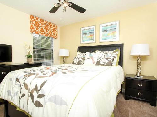 在meiguo.com看到的Villa 1458 Moon Valley Champions Gate的介绍图片