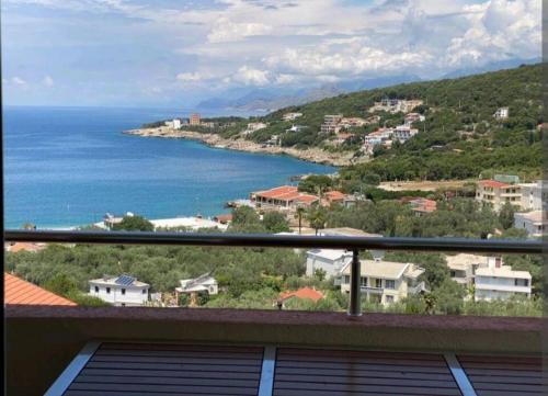 Sea & Mountains in 烏耶哈 Sea & Mountains in 烏耶哈