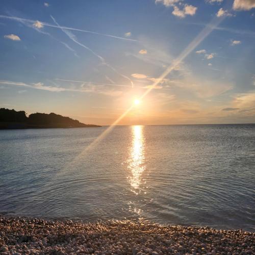 Sea & Mountains in 烏耶哈 Sea & Mountains in 烏耶哈