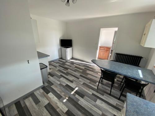 Logement entier à la campagne (Logement entier a la campagne) in 阿加農 Logement entier à la campagne (Logement entier a la campagne) in 阿加農