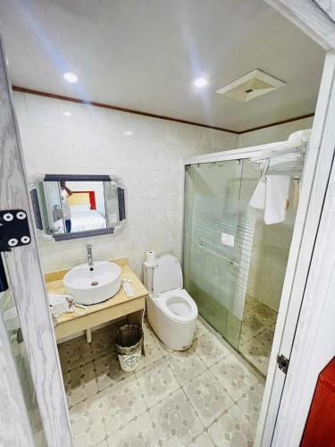 Jia Heng Holiday Inn Hotel in Neiafu Jia Heng Holiday Inn Hotel in Neiafu