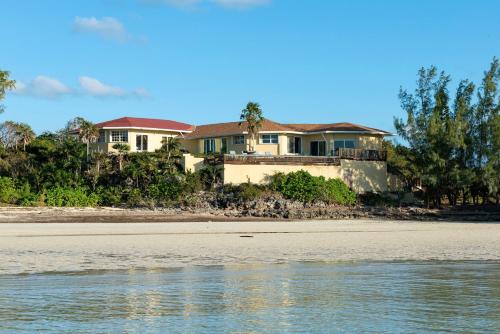Sand Dollar at Ten Bay Beach home in Eleuthera Sand Dollar at Ten Bay Beach home in Eleuthera