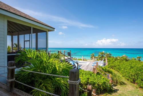 Azure home in North Palmetto Point Azure home in North Palmetto Point
