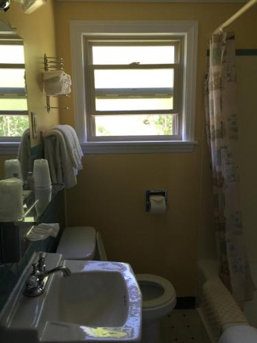 在meiguo.com看到的Gull Motel - Belfast, Maine的介绍图片