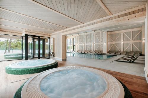 Úszómedence, Aries Lago Park Hotel & SPA, Mazury in Mierki Úszómedence, Aries Lago Park Hotel & SPA, Mazury in Mierki