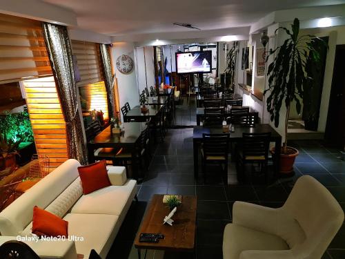 Paperon Hotel in Erdemli Paperon Hotel in Erdemli