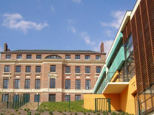 숙소 외관, Auberge de Jeunesse HI Rouen in 루앙 숙소 외관, Auberge de Jeunesse HI Rouen in 루앙