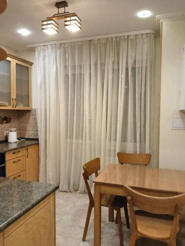 Апартаменти ЖК Покровський двір Чабани (Апартаменти ЖК Покровськии двір Чабани) in Hatne Апартаменти ЖК Покровський двір Чабани (Апартаменти ЖК Покровськии двір Чабани) in Hatne