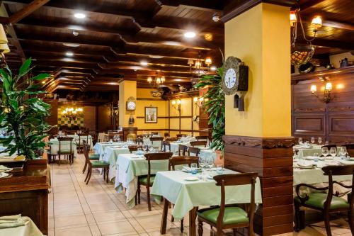 Restaurant, Hotel Azofra in Burgos Restaurant, Hotel Azofra in Burgos