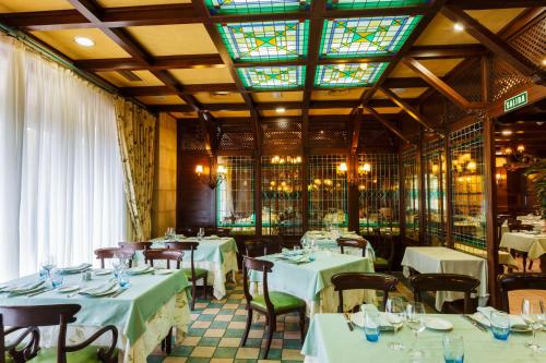Restaurant, Hotel Azofra in Burgos Restaurant, Hotel Azofra in Burgos