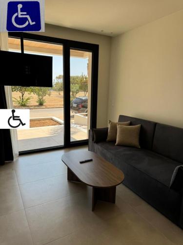 U boutique experience in Alexandroupolis U boutique experience in Alexandroupolis