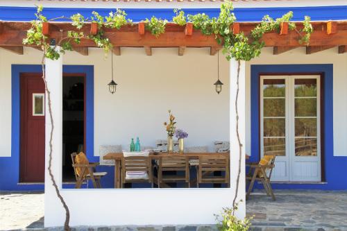 GR ALENTEJO HILLS Nature & Tranquility! Beach 35m in อเบลา GR ALENTEJO HILLS Nature & Tranquility! Beach 35m in อเบลา