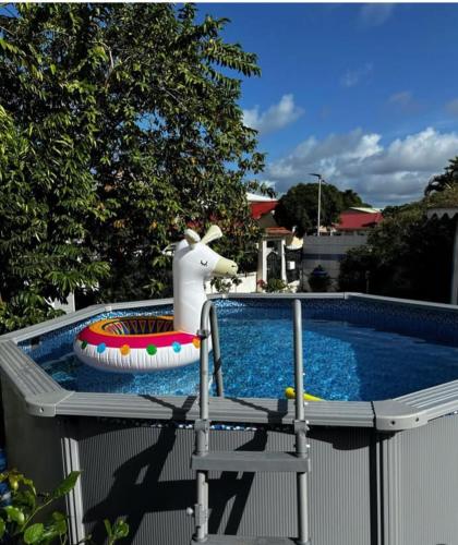 Vista, villa 4 chambres climatisées avec piscine (villa 4 chambres climatisees avec piscine) in La Trinite Vista, villa 4 chambres climatisées avec piscine (villa 4 chambres climatisees avec piscine) in La Trinite
