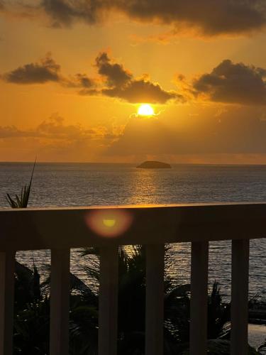 شرفة/ تراس, Vashays Caribbean Hideaway in Freetown شرفة/ تراس, Vashays Caribbean Hideaway in Freetown