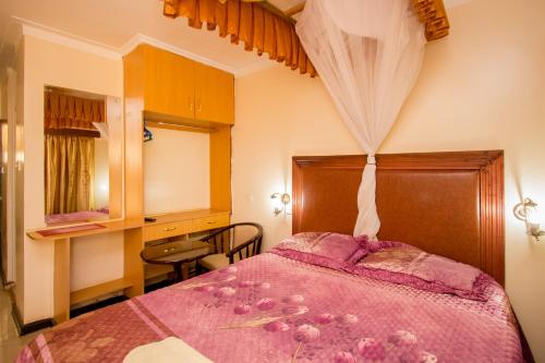 This photo about New Zonic Hotel shared on HyHotel.com