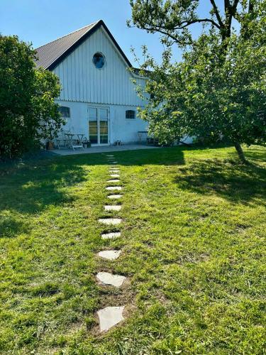 Exterior view, Renovated Studio With Views Over Osterlen Plains in Viarp Exterior view, Renovated Studio With Views Over Osterlen Plains in Viarp