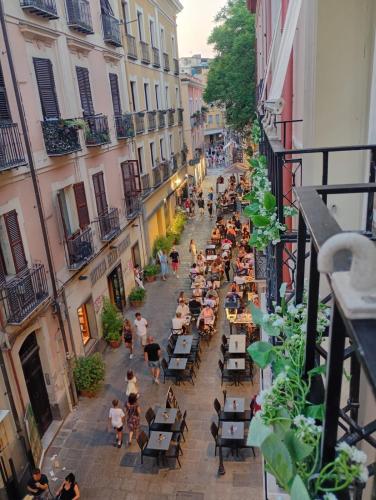 WHITE MOON CAGLIARI via Dettori 5 Centro in Cagliari WHITE MOON CAGLIARI via Dettori 5 Centro in Cagliari