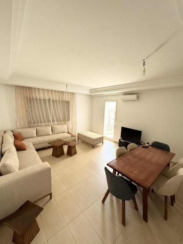 Zemraud in 가베스 Zemraud in 가베스