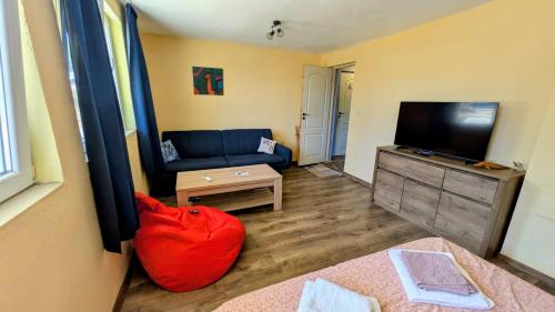 The Dolphin's House in Varvara The Dolphin's House in Varvara