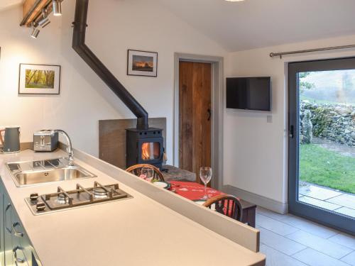 Buitenkant, Nuthatch in Crosby Garrett Buitenkant, Nuthatch in Crosby Garrett