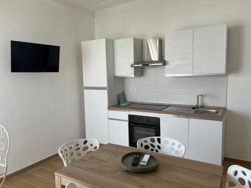 A casa di nonna Ivana in Salento - Bilocale con cucina a 50 mt dal mare - in pieno centro - ideale a in Porto Cesareo Városközpont A casa di nonna Ivana in Salento - Bilocale con cucina a 50 mt dal mare - in pieno centro - ideale a in Porto Cesareo Városközpont