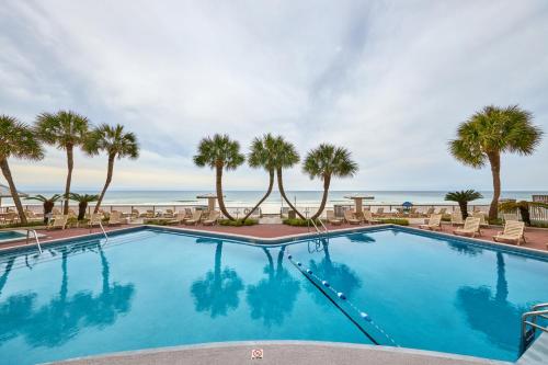 View, Palmetto Inn and Suites Hotel in Panama City (FL) View, Palmetto Inn and Suites Hotel in Panama City (FL)