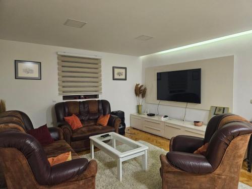 Golden House Skopje in Sopishte Golden House Skopje in Sopishte