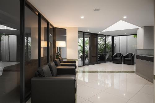 숙소 외관, 엘라 비치 호텔 (Ela Beach Hotel) in 포트모르즈비 숙소 외관, 엘라 비치 호텔 (Ela Beach Hotel) in 포트모르즈비