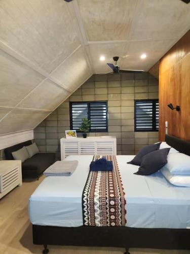 Self Contained Luxury With Pool in Viseisei Self Contained Luxury With Pool in Viseisei