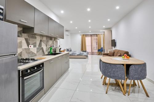 кухня, Il-Girna- Modern Seaside Accommodation in Марсаскала кухня, Il-Girna- Modern Seaside Accommodation in Марсаскала