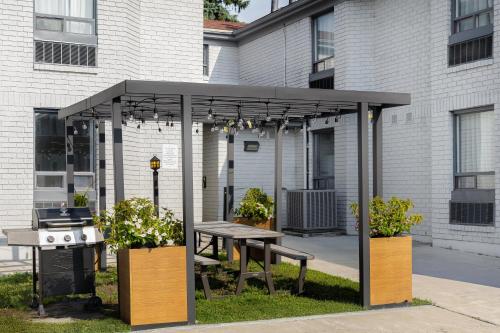 A szálláshely kívülről, Spark by Hilton Brockville in Brockville (Ontario) A szálláshely kívülről, Spark by Hilton Brockville in Brockville (Ontario)