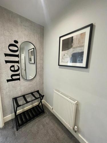 Woolton Escape Light-filled Free Parking in Halewood Woolton Escape Light-filled Free Parking in Halewood