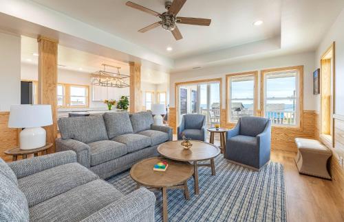 K1716 The Sandbar - New Construction Paradise, Semi Oceanfront, Private Pool in Kitty Hawk (NC) K1716 The Sandbar - New Construction Paradise, Semi Oceanfront, Private Pool in Kitty Hawk (NC)