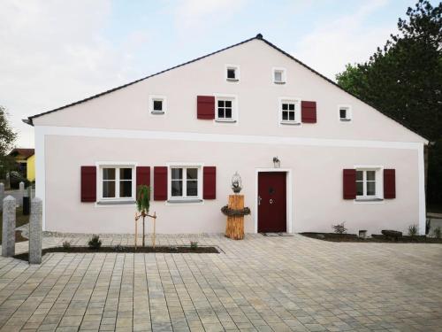 Зовнішній вигляд готелю, Chalet Bauer - 5 Sterne Ferienhaus im Altmühltal (Chalet Bauer - 5 Sterne Ferienhaus im Altmuhltal) in Beilngries Зовнішній вигляд готелю, Chalet Bauer - 5 Sterne Ferienhaus im Altmühltal (Chalet Bauer - 5 Sterne Ferienhaus im Altmuhltal) in Beilngries