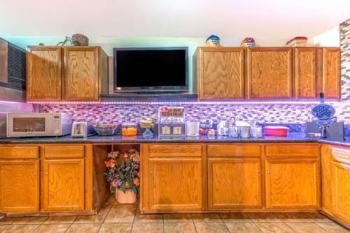 Restaurant, Super 8 By Wyndham Waco University Area in Waco City Center Restaurant, Super 8 By Wyndham Waco University Area in Waco City Center