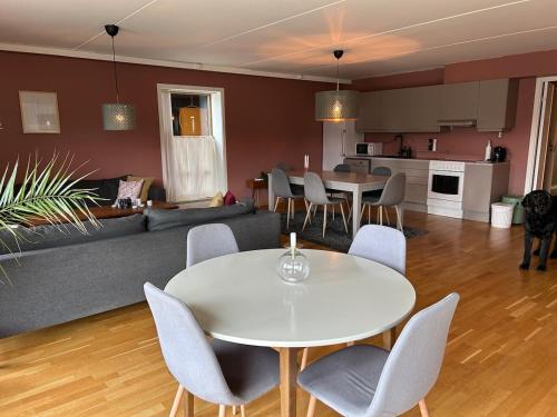 139m2, 5 bedrooms, 2 baths, with sauna, ski in out in Kongsberg 139m2, 5 bedrooms, 2 baths, with sauna, ski in out in Kongsberg