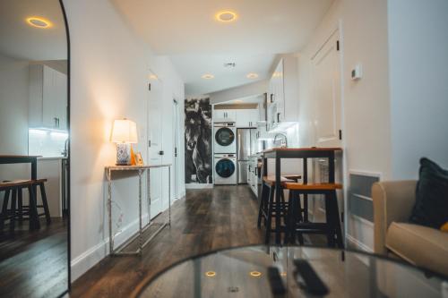 Beach Retreat 4900 Sqft, F1 VR Sim, Up to 21 guests in Long Branch (New Jersey) Beach Retreat 4900 Sqft, F1 VR Sim, Up to 21 guests in Long Branch (New Jersey)