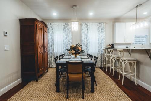 Beach Retreat 4900 Sqft, F1 VR Sim, Up to 21 guests in Long Branch (New Jersey) Beach Retreat 4900 Sqft, F1 VR Sim, Up to 21 guests in Long Branch (New Jersey)