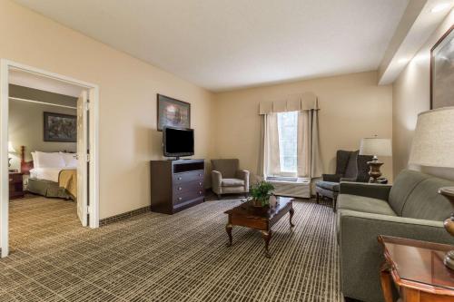 Baymont by Wyndham Lakeland in Lakeland Baymont by Wyndham Lakeland in Lakeland