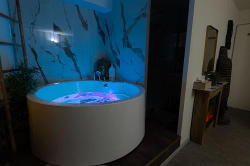 50 Nuances Zen - Love Room a Rouen in Route de Lyons la Foret 50 Nuances Zen - Love Room a Rouen in Route de Lyons la Foret